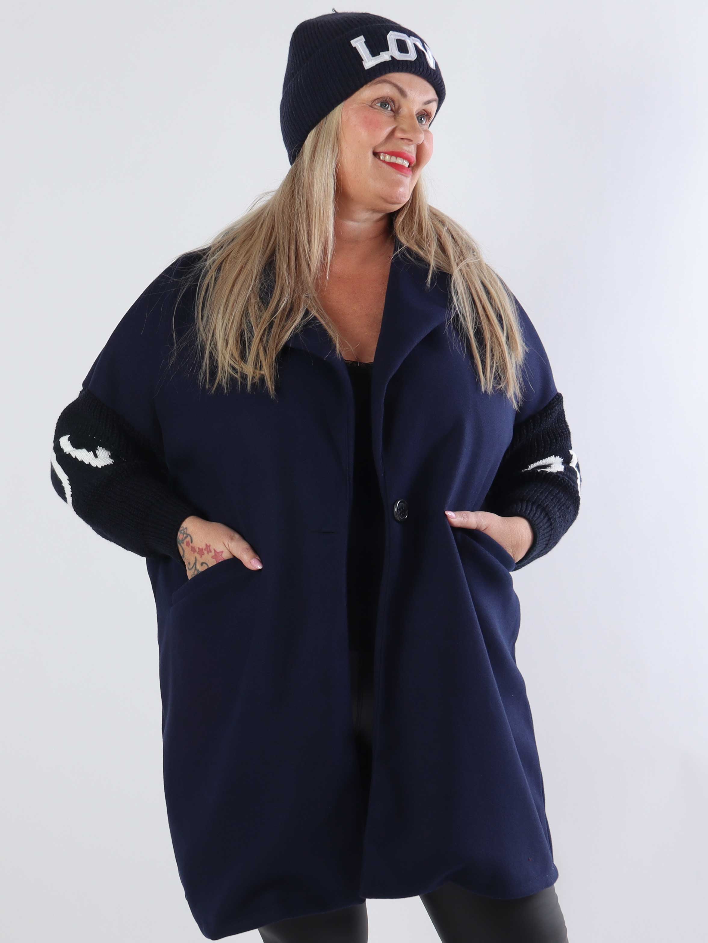 Debbie Short - Plus size-jacka med stickade ärmar